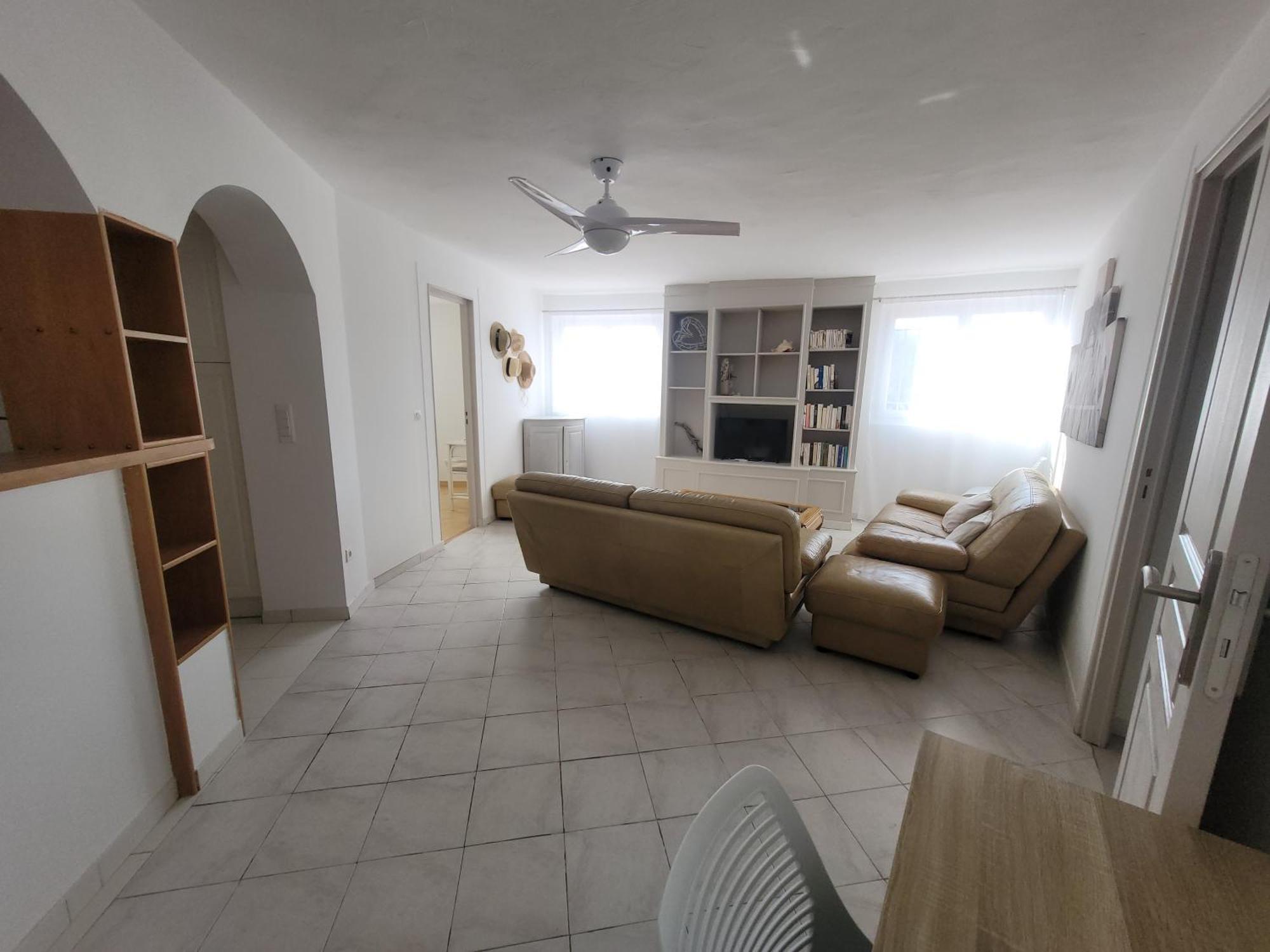 A Louer Haut De Villa 4 Pieces A Sainte-Maxime Golfe De St-Tropez Luaran gambar
